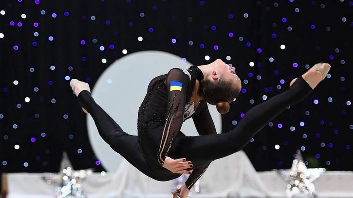 Екс-лідерка збірної України з художньої гімнастики стала чемпіонкою турніру у Франції