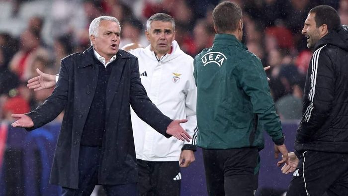 "Кричуща помилка": Моурінью розніс суддівство після безглуздої втрати очок Бенфіки у матчі, у якому забив Судаков