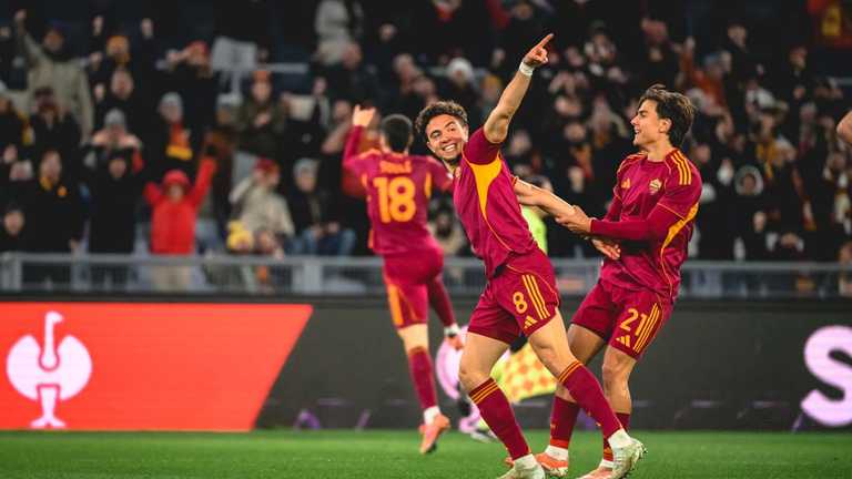 Гравці Роми / Фото Рома Гравці Роми / Фото Рома