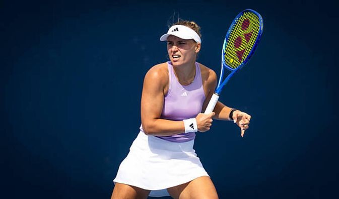 Стародубцева отримала "бублик" і гучно вилетіла з турніру в Австралії 