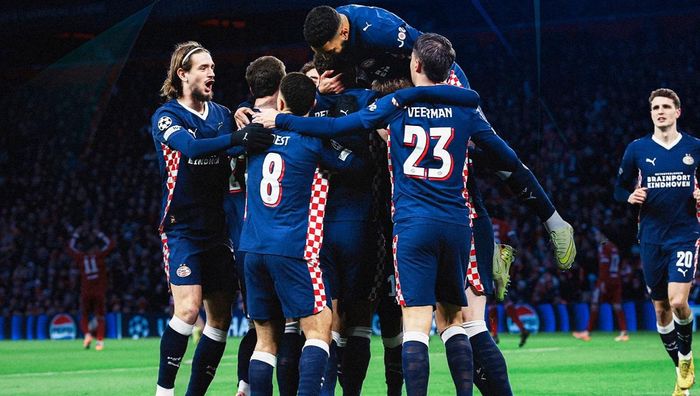 Арсенал розбив Баварію і очолив Лігу чемпіонів, Ліверпуль несподівано зганьбився з ПСВ, Аталанта розгромила Айнтрахт Арсенал розбив Баварію і очолив Лігу чемпіонів, Ліверпуль несподівано зганьбився з ПСВ, Аталанта розгромила Айнтрахт