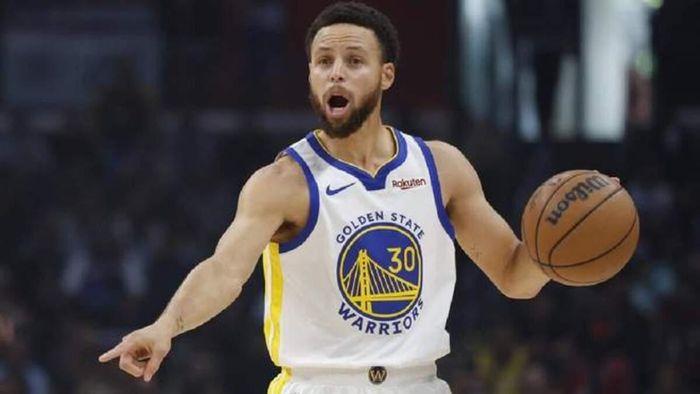 НБА: 49 очок Каррі принесли перемогу Голден Стейт, дабл-дабл Дончіча, рекорд Вестбрука та успішна серія Детройта