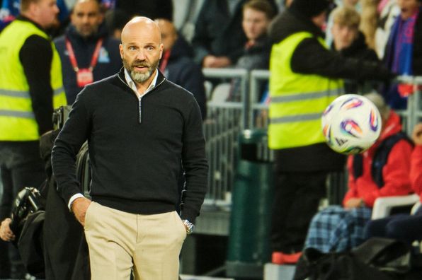 Наставник Ісландії згадав про Україну після перемоги над Азербайджаном: "З ними це було би смертельним вироком"