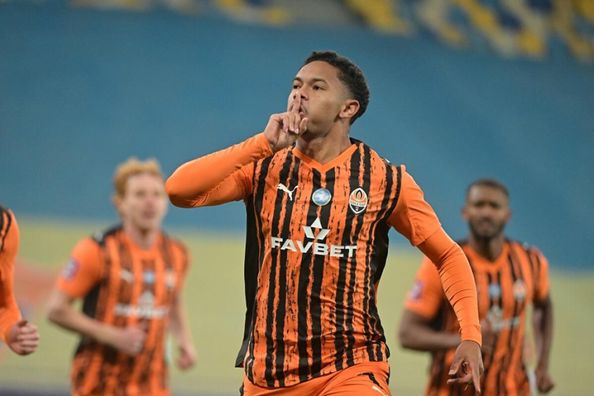 Бразильці Шахтаря не втратили нагоду потролити Попова – згадали слова про "пародію" 