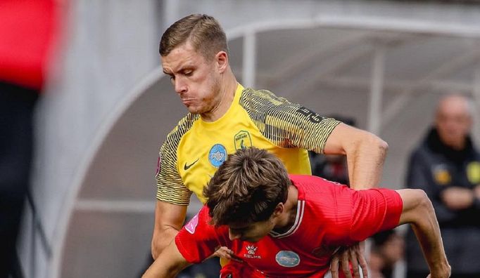 Перша ліга: Лівий берег відвантажив 5 "сухих" голів Металургу, ЮКСА обіграла Металіст