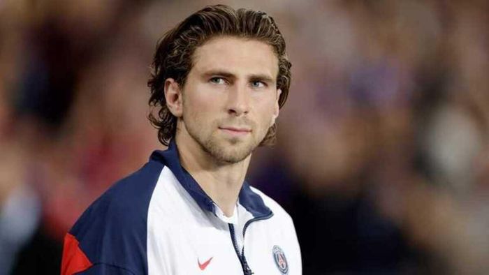 ПСЖ визначився з офіційною заявкою на матч Ліги 1 – відома доля Забарного