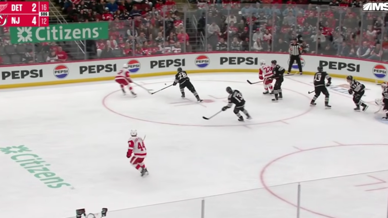 Нью-Джерси – Детройт / Скриншот Нью-Джерси – Детройт / Скриншот