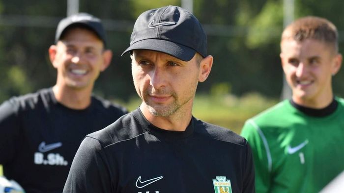 Лупашко зізнався, що його не пускали в роздягальню Карпат: "Я такого ще не бачив"