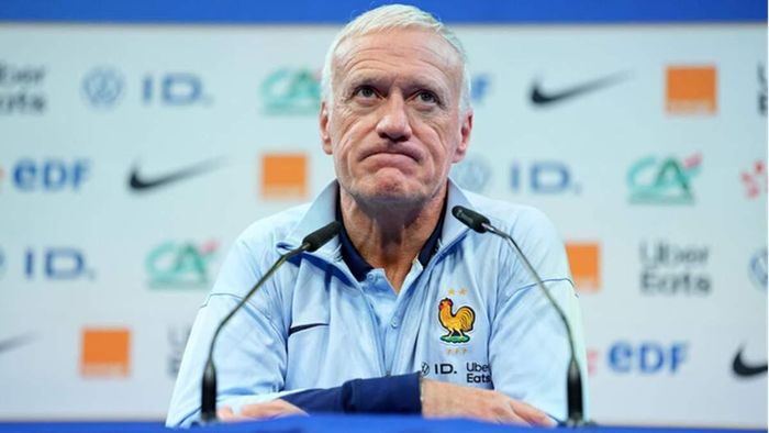 Дешам пожаловался на потери и затруднительное положение Франции перед матчем с Украиной