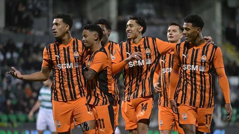 Гравці Шахтаря/ ФК Шахтар Гравці Шахтаря/ ФК Шахтар