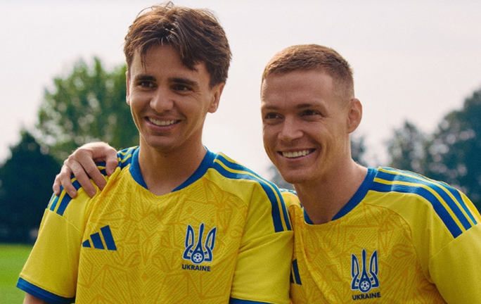 Циганков і Шапаренко в новій формі / Фото УАФ