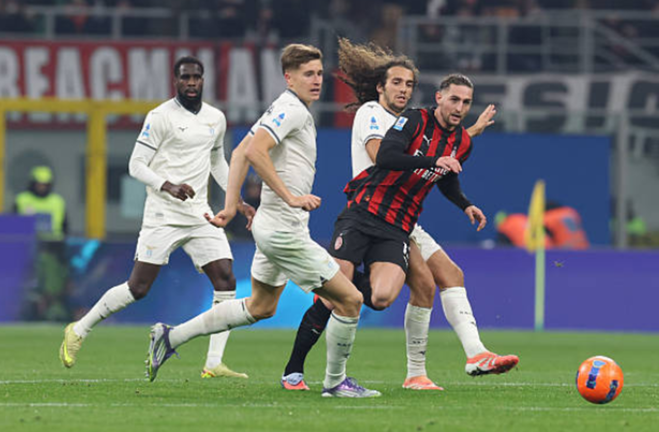 Милан – Лацио / Фото Claudio Villa / Contributor via Getty Images