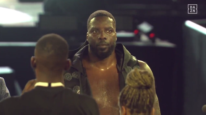 Потенційний суперник Усика переміг нокаутом у другому раунді (ВІДЕО)