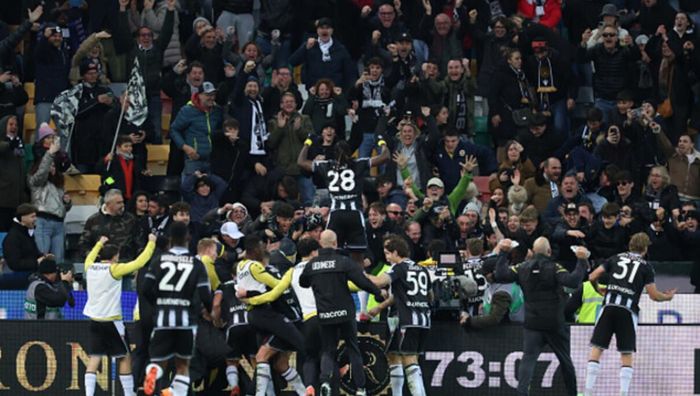 Наполі несподівано програв Удінезе і залишився другим в Серії А – екс-суперник Динамо знову зганьбився Наполі несподівано програв Удінезе і залишився другим в Серії А – екс-суперник Динамо знову зганьбився