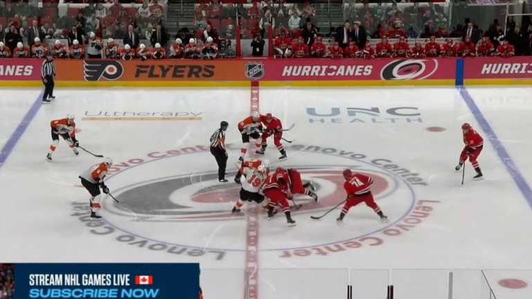 Каролина обыграла Филадельфию / Скриншот с видео Каролина обыграла Филадельфию / Скриншот с видео