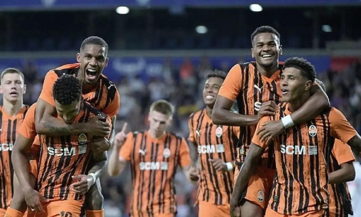 Гравці Шахтаря/ ФК Шахтар