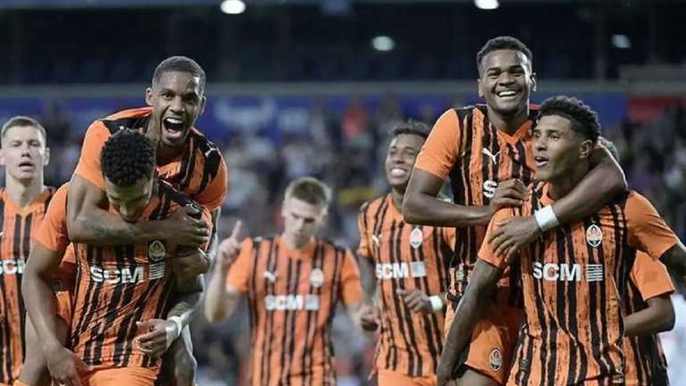 Гравці Шахтаря/ ФК Шахтар Гравці Шахтаря/ ФК Шахтар