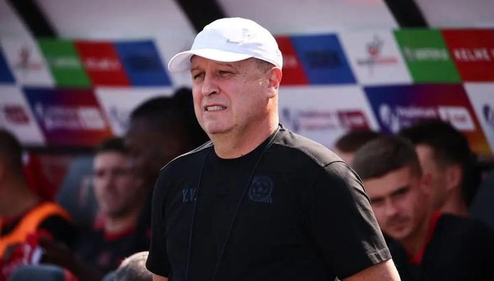 Вернидуб пояснив, чому Нефтчі втратив перемогу в його дебютному матчі: "Це як Шахтар і Динамо"