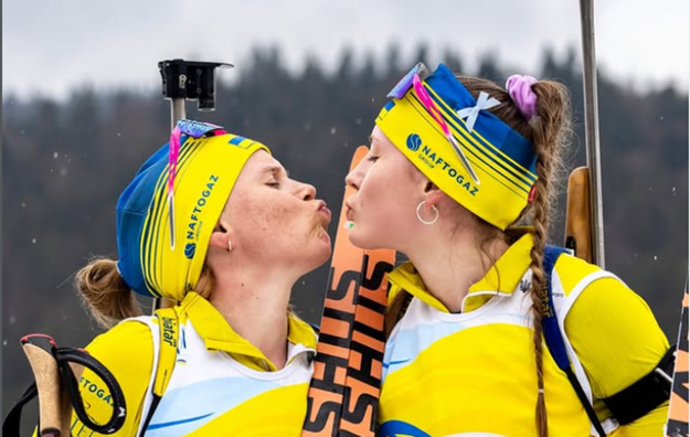 Сестры Меркушины поразили исполнением легендарной песни "Щедрик" – видео