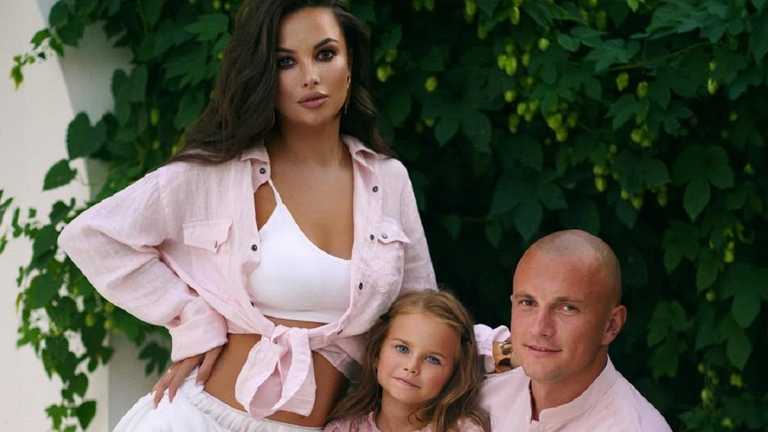 Семья Василия Кравца / Фото Instagram.com/iarenka_3 Семья Василия Кравца / Фото Instagram.com/iarenka_3