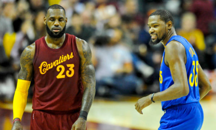 ЛеБрон та Дюрент / Photo by Diamond Images / Contributor via Getty Images