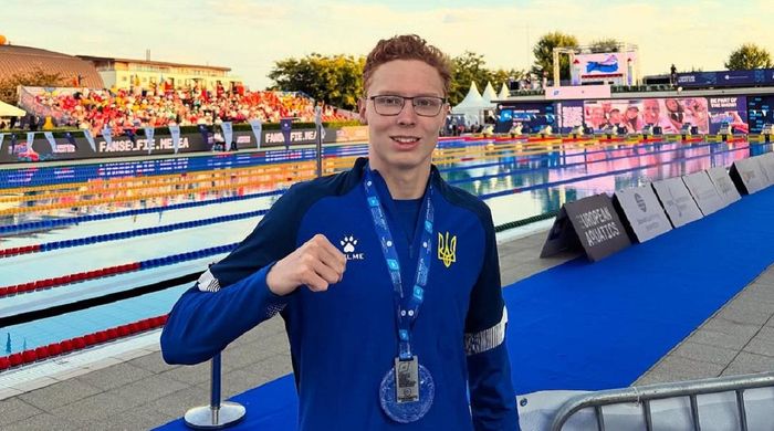 Український плавець побив світовий рекорд – наша команда зупинилася за крок до медалей ЧЄ в естафеті