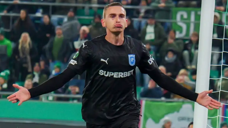 Олександр Романчук / фото: ФК Універсітатя Крайова Олександр Романчук / фото: ФК Універсітатя Крайова