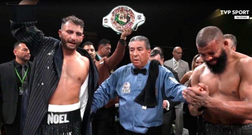42-річний чемпіон світу втратив титул WBC у брудному реванші – боксери влаштували сутичку прямо на рингу