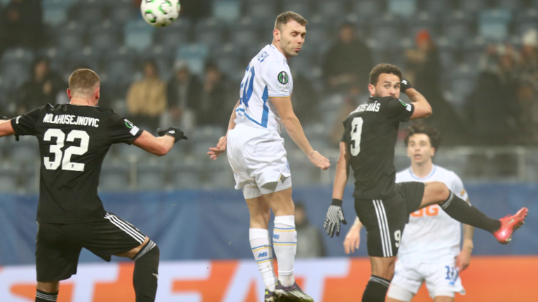 Караваев и Динамо пролетают мимо плей-офф / Фото ФК Динамо Караваев и Динамо пролетают мимо плей-офф / Фото ФК Динамо