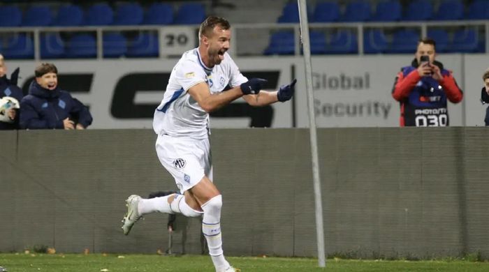 Гол Ярмоленко в видеообзоре матча Динамо – Верес – 3:0