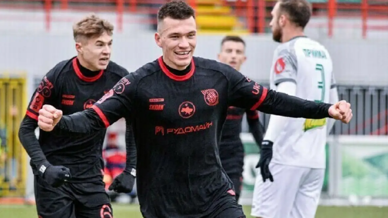 Єгор Твердохліб / ФК Кривбас Єгор Твердохліб / ФК Кривбас