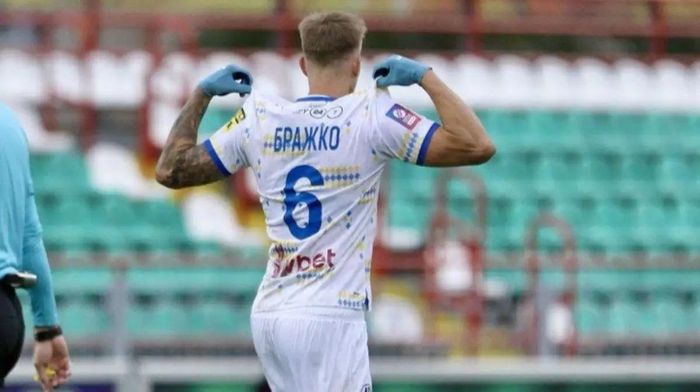 Любимая Бражка слила пикантные моменты, пока Динамо проигрывало Фиорентине (ФОТО)