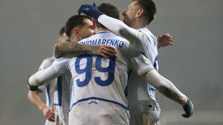 Футболисты Динамо / Фото ФК Динамо Футболисты Динамо / Фото ФК Динамо