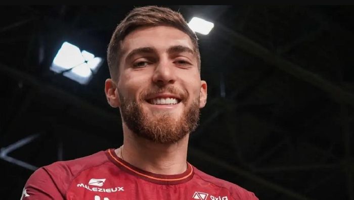 Игрока Динамо хочет приобрести чемпион Италии – среди претендентов на футболиста еще 4 клуба Игрока Динамо хочет приобрести чемпион Италии – среди претендентов на футболиста еще 4 клуба