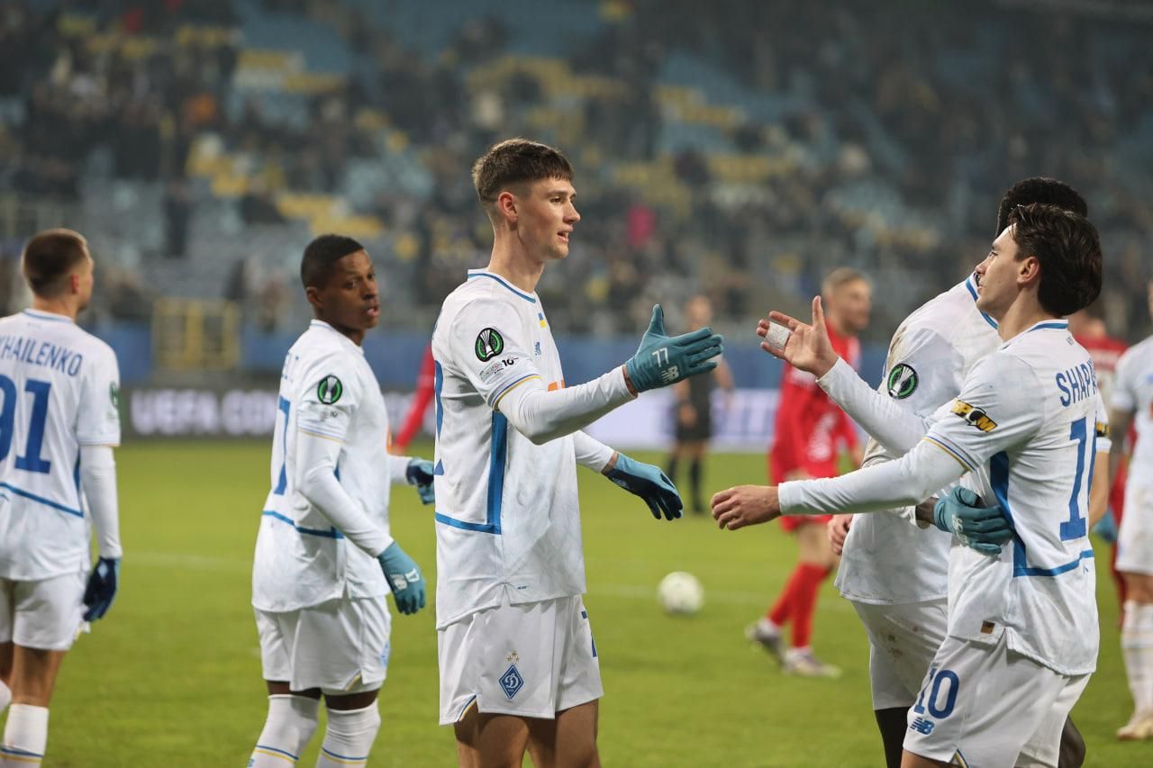 Владислав Бленуце (в центре) / Фото Динамо Владислав Бленуце (в центре) / Фото Динамо