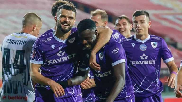 Яшарі та Оба / Фото ФК ЛНЗ Яшарі та Оба / Фото ФК ЛНЗ