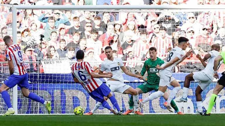 Атлетико – Валенсия / Фото EFE Атлетико – Валенсия / Фото EFE