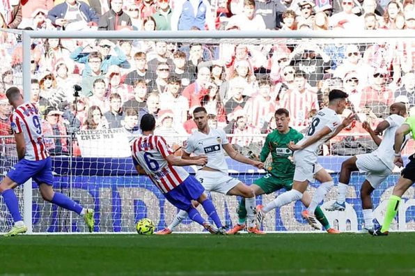 Атлетіко переміг екс-клуб Яремчука в матчі з 2 скасованими голами – шедевр Грізманна врятував від фіаско