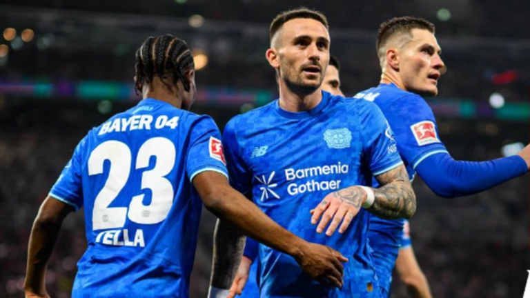 Игроки Байера / Фото ФК Байер Игроки Байера / Фото ФК Байер