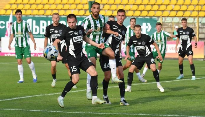 Полісся – Карпати: стартові склади і онлайн-трансляція топ-матчу УПЛ без Ротаня