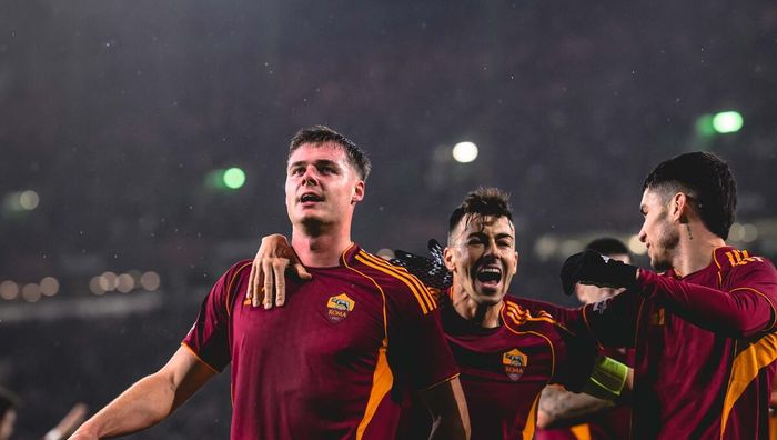 Конкурент Довбыка оформил дубль и принес Роме разгромную победу, сенсация с 7 голами, чемпион Европы зажег Конкурент Довбыка оформил дубль и принес Роме разгромную победу, сенсация с 7 голами, чемпион Европы зажег