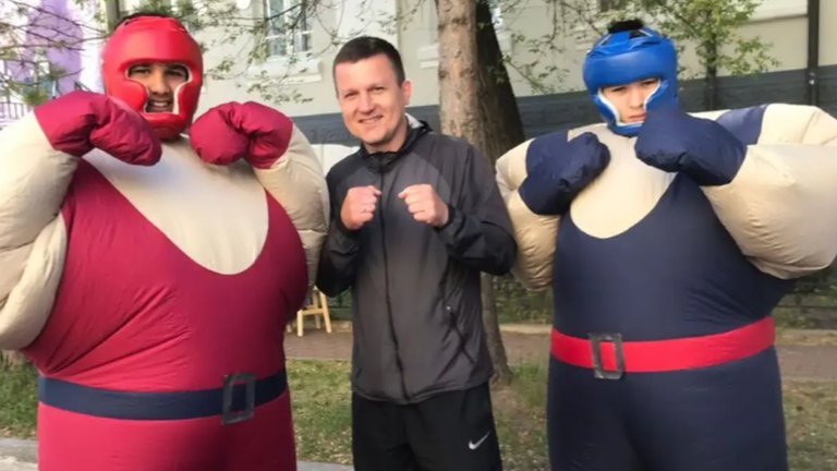 Владимир Степанец (в центре) / фото: instagram.com/stepanetsvladimir Владимир Степанец (в центре) / фото: instagram.com/stepanetsvladimir