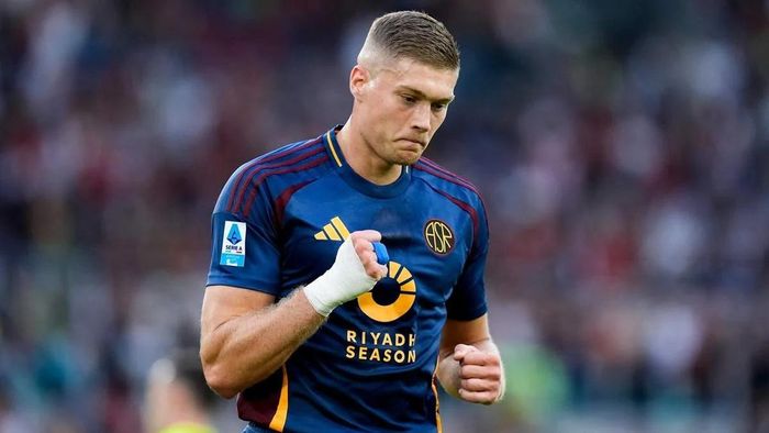 Довбик зацікавив 16-разового європейського чемпіона – у конкурентах 2 зірки