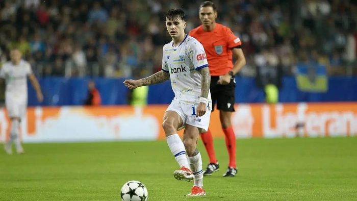 Шапаренко може перевернути кар'єру вже найближчими днями – два клуби борються за українця