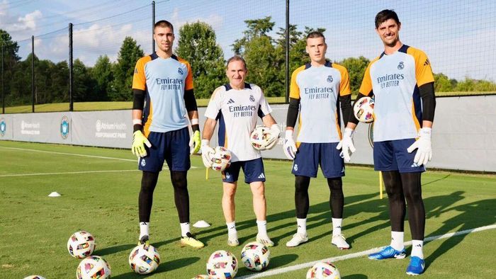 Лунін нажив собі несподіваного "недруга" в Реалі – українець ризикує втратити статус дублера Куртуа