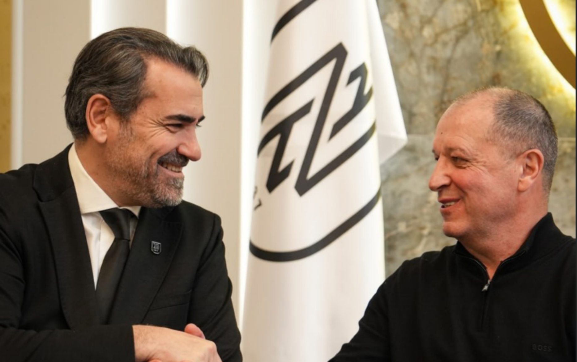 Юрий Вернидуб (справа) / Нефтчи