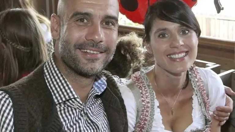 Хосеп Гвардіола з дружиною / Фото EFE Хосеп Гвардіола з дружиною / Фото EFE