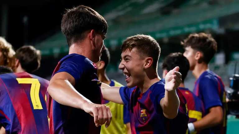 Артем Рибак (праворуч) / Photo by Jose Luis Contreras/NurPhoto via Getty Images Артем Рибак (праворуч) / Photo by Jose Luis Contreras/NurPhoto via Getty Images