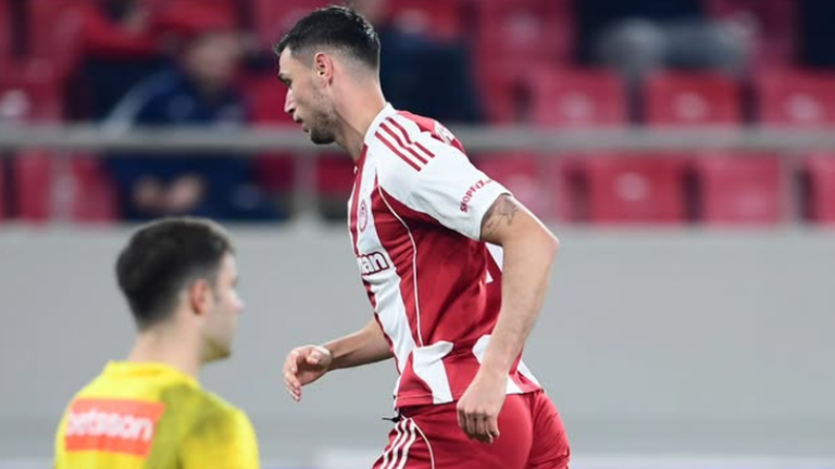 Роман Яремчук / Фото ФК Олімпіакос Роман Яремчук / Фото ФК Олімпіакос