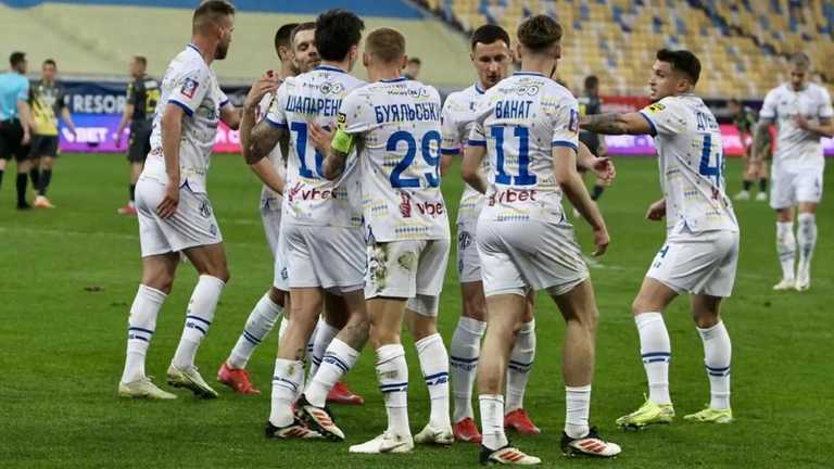 Гравці Динамо / Фото київського клубу Гравці Динамо / Фото київського клубу